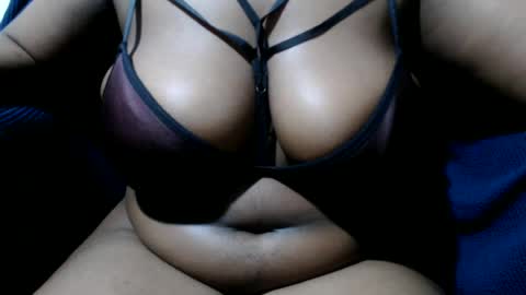 Snapshot of berrycany chatting on July 6, 2026, 3:47 pm berrycany online show from July 6, 2026, 3:47 pm