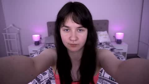 Snapshot of berrydiva chatting on May 25, 2026, 1:06 pm Violette online show from May 25, 2026, 1:06 pm