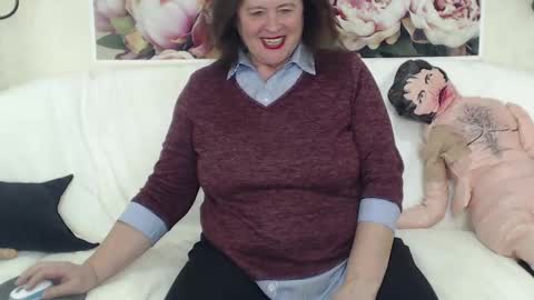 BerryShickX online show from February 7, 2025, 1:53 pm