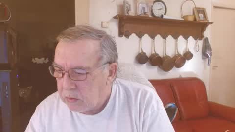 jean online show from February 26, 2025, 1:19 pm