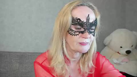 Snapshot of best__angelica chatting on July 13, 2026, 5:38 pm best__angelica online show from July 13, 2026, 5:38 pm