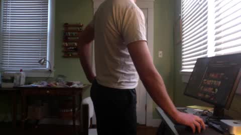 Snapshot of best_triam chatting on January 1, 2025, 8:26 pm best_triam online show from January 1, 2025, 8:26 pm