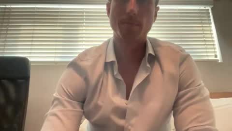 Bestcoast3579 online show from November 3, 2025, 8:21 pm