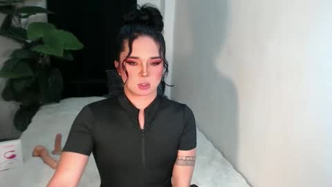 bestgirljulia online show from February 22, 2026, 10:14 am