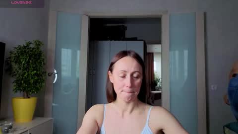 Hellen and Natali online show from February 18, 2026, 2:51 am