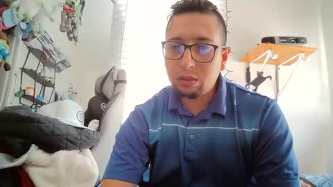 Rugal y angel online show from February 4, 2026, 8:25 pm