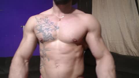 Snapshot of bestmuscle chatting on January 22, 2025, 10:05 pm bestmuscle online show from January 22, 2025, 10:05 pm