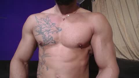 Snapshot of bestmuscle chatting on January 27, 2025, 12:01 am bestmuscle online show from January 27, 2025, 12:01 am