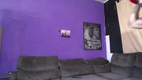 Snapshot of bestmuscle chatting on February 16, 2025, 7:38 pm bestmuscle online show from February 16, 2025, 7:38 pm