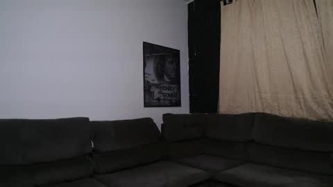 bestmuscle online show from September 10, 2025, 10:43 pm