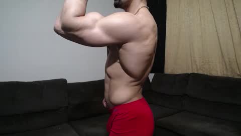 Snapshot of bestmuscle chatting on October 11, 2025, 5:28 am bestmuscle online show from October 11, 2025, 5:28 am