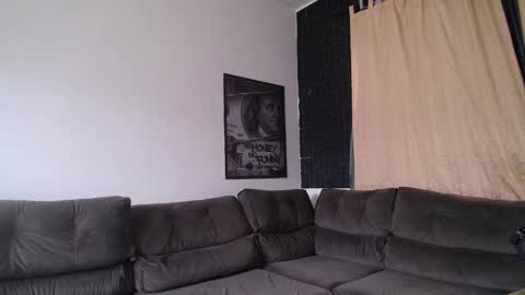 Snapshot of bestmuscle chatting on December 18, 2025, 3:29 pm bestmuscle online show from December 18, 2025, 3:29 pm