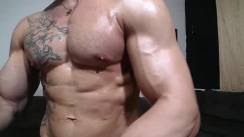 Snapshot of bestmuscle chatting on May 5, 2026, 6:32 am bestmuscle online show from May 5, 2026, 6:32 am