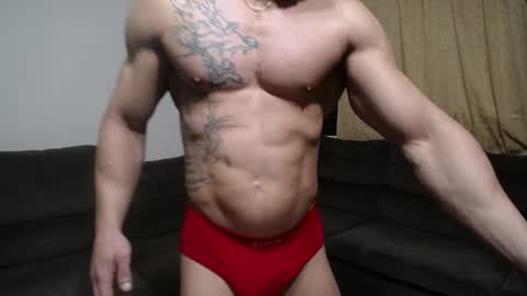 Snapshot of bestmuscle chatting on May 19, 2026, 9:21 pm bestmuscle online show from May 19, 2026, 9:21 pm