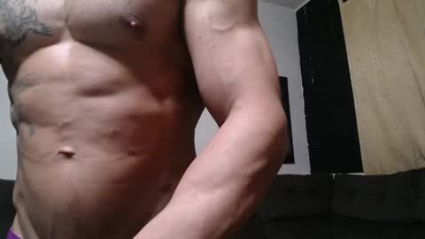 Snapshot of bestmuscle chatting on June 5, 2026, 2:40 am bestmuscle online show from June 5, 2026, 2:40 am