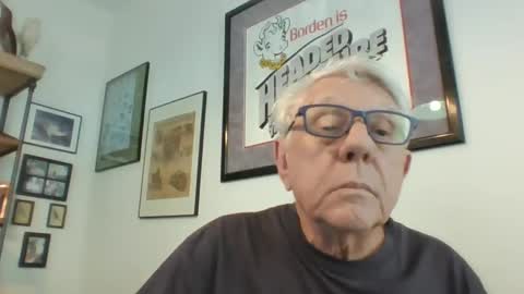 bestshot1951 online show from December 9, 2024, 7:50 pm