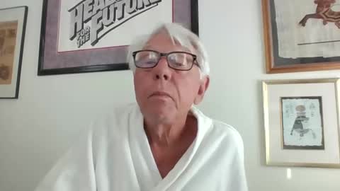 Snapshot of bestshot1951 chatting on May 20, 2026, 11:38 am bestshot1951 online show from May 20, 2026, 11:38 am