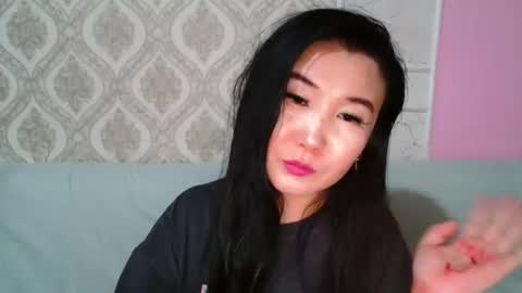 Snapshot of bet_lu chatting on September 19, 2025, 7:10 am Bet Lu online show from September 19, 2025, 7:10 am