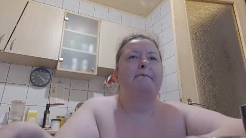 Snapshot of bethnorth chatting on June 19, 2026, 1:21 am bethnorth online show from June 19, 2026, 1:21 am