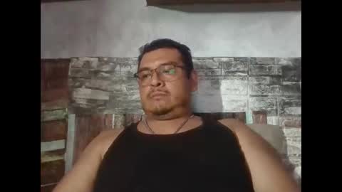 Snapshot of beto471292 chatting on December 14, 2025, 1:00 am beto471292 online show from December 14, 2025, 1:00 am