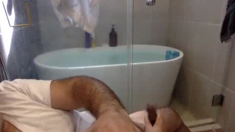 Snapshot of betoooox chatting on February 27, 2025, 2:32 pm Virtual Gentleman online show from February 27, 2025, 2:32 pm