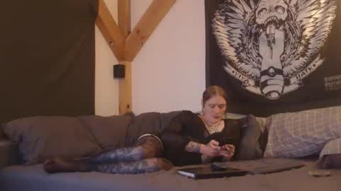 Betsy online show from November 13, 2025, 12:20 am