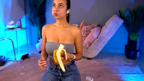 Snapshot of betsygonzale chatting on September 10, 2025, 3:50 am Betty online show from September 10, 2025, 3:50 am