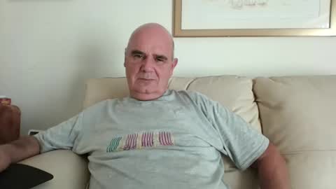 Snapshot of betta1 chatting on September 15, 2025, 8:58 am betta1 online show from September 15, 2025, 8:58 am