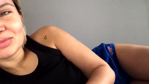 Snapshot of betty199175798 chatting on October 14, 2025, 8:48 am betty199175798 online show from October 14, 2025, 8:48 am