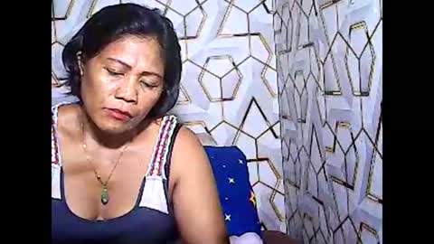 betty_83 online show from June 9, 2026, 12:39 pm