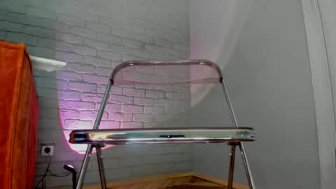 Snapshot of betty_buns chatting on May 27, 2026, 4:48 pm Kami online show from May 27, 2026, 4:48 pm