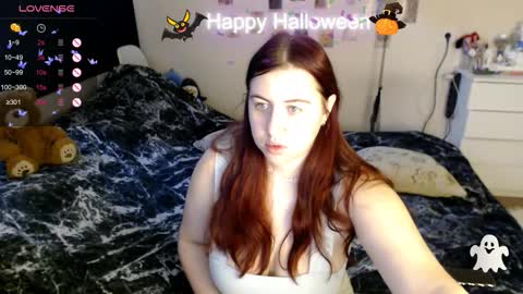 Snapshot of bettyandrich chatting on October 31, 2025, 8:48 am Betty and Rich online show from October 31, 2025, 8:48 am