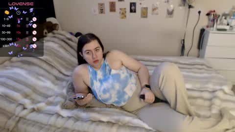 Snapshot of bettyandrich chatting on November 20, 2025, 8:58 am Betty and Rich online show from November 20, 2025, 8:58 am