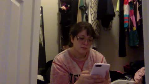 Betty Cake online show from December 3, 2025, 6:21 am