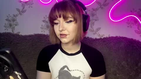 Tessa online show from April 28, 2026, 4:56 pm