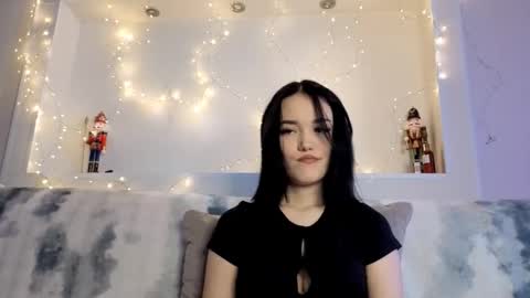 Adriana online show from March 15, 2026, 7:36 am