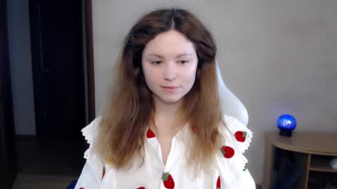 Snapshot of bettystar_ chatting on January 28, 2025, 7:53 pm Betty online show from January 28, 2025, 7:53 pm