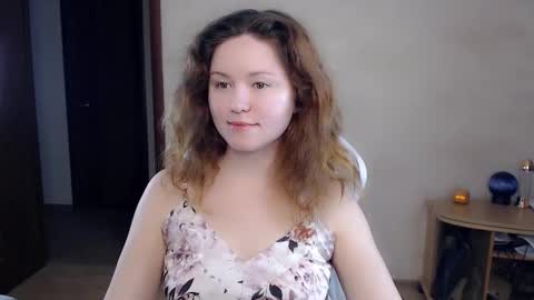 Snapshot of bettystar_ chatting on October 5, 2025, 7:45 pm Betty online show from October 5, 2025, 7:45 pm