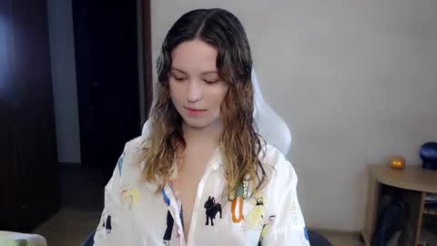 Snapshot of bettystar_ chatting on October 11, 2025, 9:35 pm Betty online show from October 11, 2025, 9:35 pm