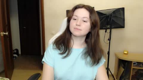 Snapshot of bettystar_ chatting on October 21, 2025, 8:42 pm Betty online show from October 21, 2025, 8:42 pm