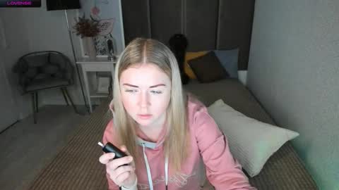 Snapshot of bettyurbane chatting on November 19, 2025, 4:45 am Mila Sweet online show from November 19, 2025, 4:45 am