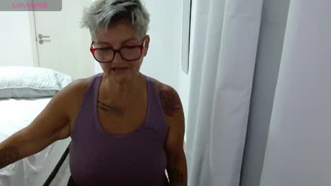 Snapshot of bety_cum3 chatting on May 25, 2026, 5:19 pm bibiana online show from May 25, 2026, 5:19 pm