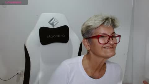 Snapshot of bety_cum3 chatting on June 10, 2026, 12:59 pm bibiana online show from June 10, 2026, 12:59 pm