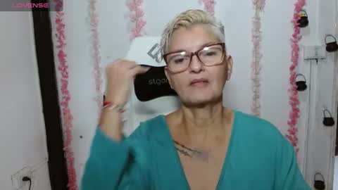 Snapshot of bety_cum3 chatting on July 11, 2026, 12:30 pm bibiana online show from July 11, 2026, 12:30 pm