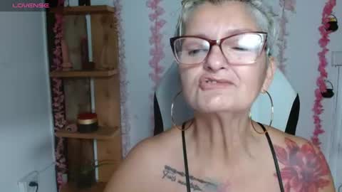 Snapshot of bety_cum3 chatting on July 26, 2026, 1:40 pm bibiana online show from July 26, 2026, 1:40 pm