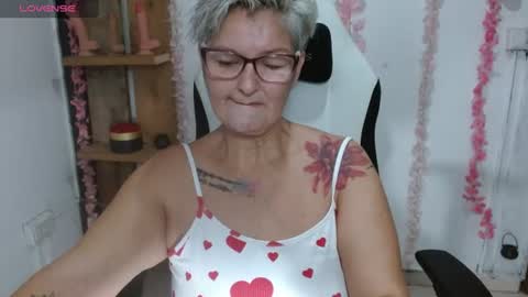Snapshot of bety_cum3 chatting on August 4, 2026, 2:41 pm bibiana online show from August 4, 2026, 2:41 pm