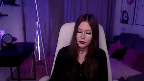 Snapshot of bety_white chatting on June 16, 2026, 7:33 am Katie online show from June 16, 2026, 7:33 am