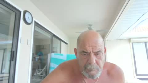 Snapshot of bgbelch chatting on August 6, 2026, 8:33 pm bgbelch online show from August 6, 2026, 8:33 pm