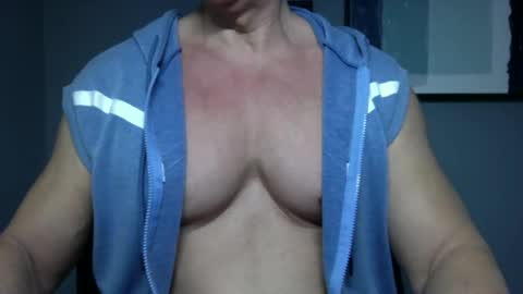 Snapshot of bgdkmuscleguy chatting on December 31, 2024, 4:35 pm BGDKMUSCLEGUY - SELECTED BY CHATURBATE AS A TOP BROADCASTER FOR 2023 online show from December 31, 2024, 4:35 pm