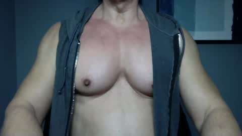 Snapshot of bgdkmuscleguy chatting on January 6, 2025, 4:04 am BGDKMUSCLEGUY - SELECTED BY CHATURBATE AS A TOP BROADCASTER FOR 2023 online show from January 6, 2025, 4:04 am